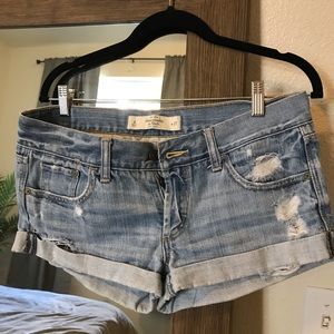 Abercrombie and Fitch size 4 low rise shorts